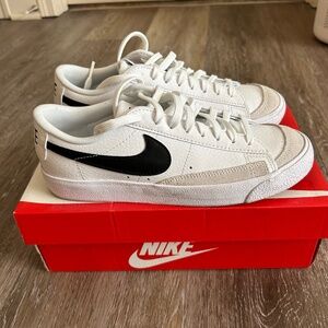 Nike Blazer Low ‘77